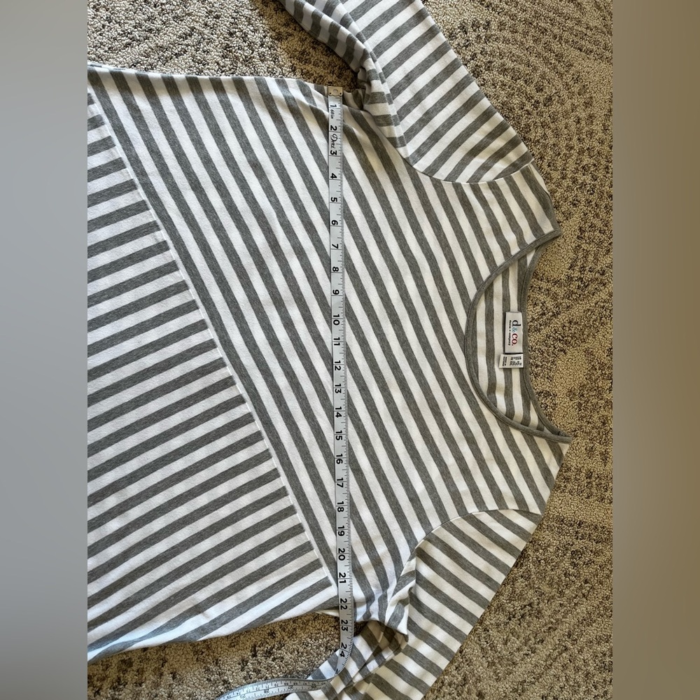 D & Co Striped Tee - Picture 5 of 7